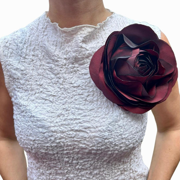 Brosa bordo din organza