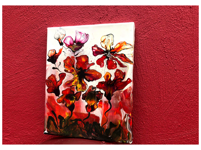 <transcy>Mixed Colors / Red Flowers pouring Canva</transcy>